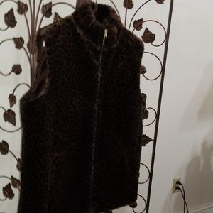 Lorovi brown leopard print vest sz.small